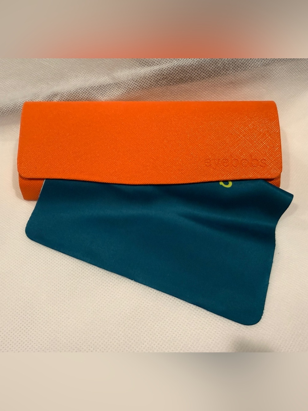 Eyebobs Old Reliable Eyeglass Hard Case Magnetic Felt Lined - Orange- Cloth